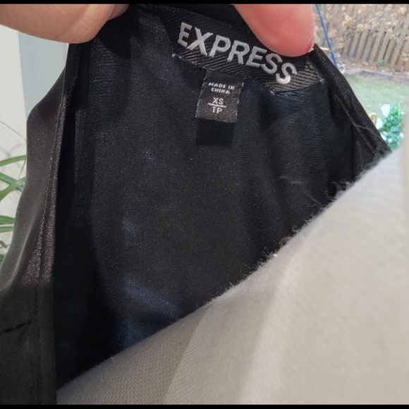 Express Blouse - Picture 4 of 5